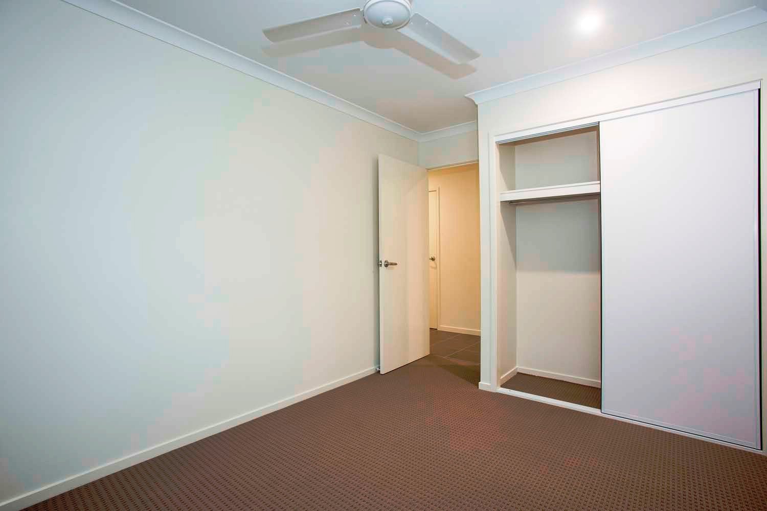 14 Olivia Street CANNONVALE 10