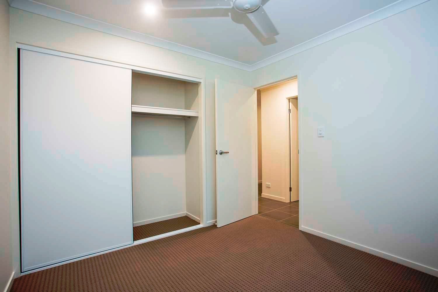 14 Olivia Street CANNONVALE 12