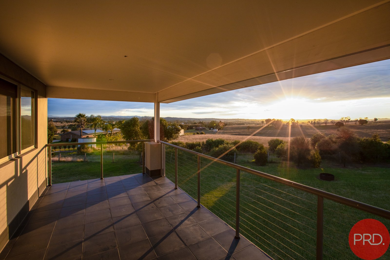 14 Orlando Close WINDELLA 1