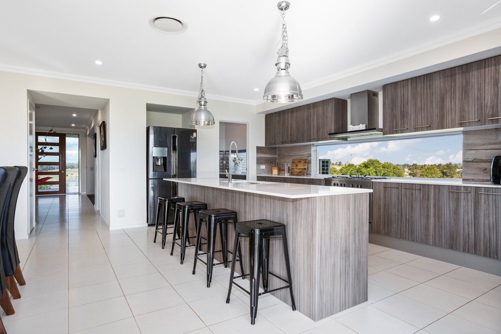 14 Orlando Close WINDELLA 2