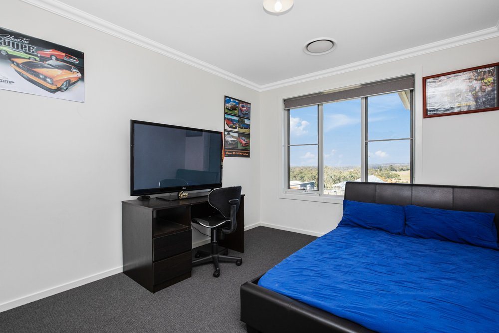 14 Orlando Close WINDELLA 20