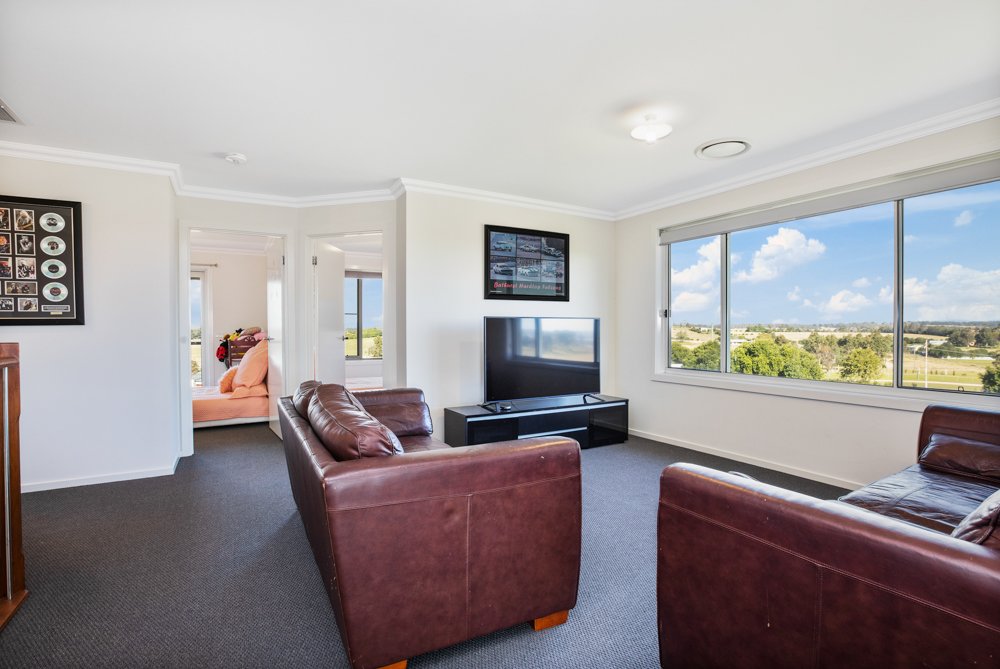 14 Orlando Close WINDELLA 25