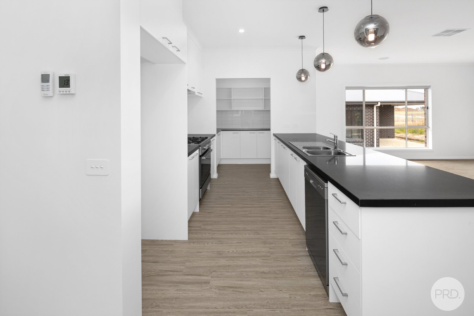 14 Overall Street LUCAS 14