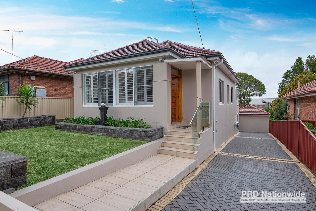 14 PACIFIC Street KINGSGROVE 1