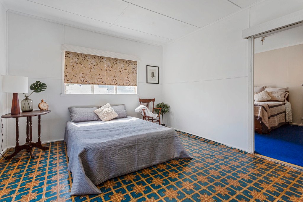 14 Parsonage Grove EAGLEHAWK 5