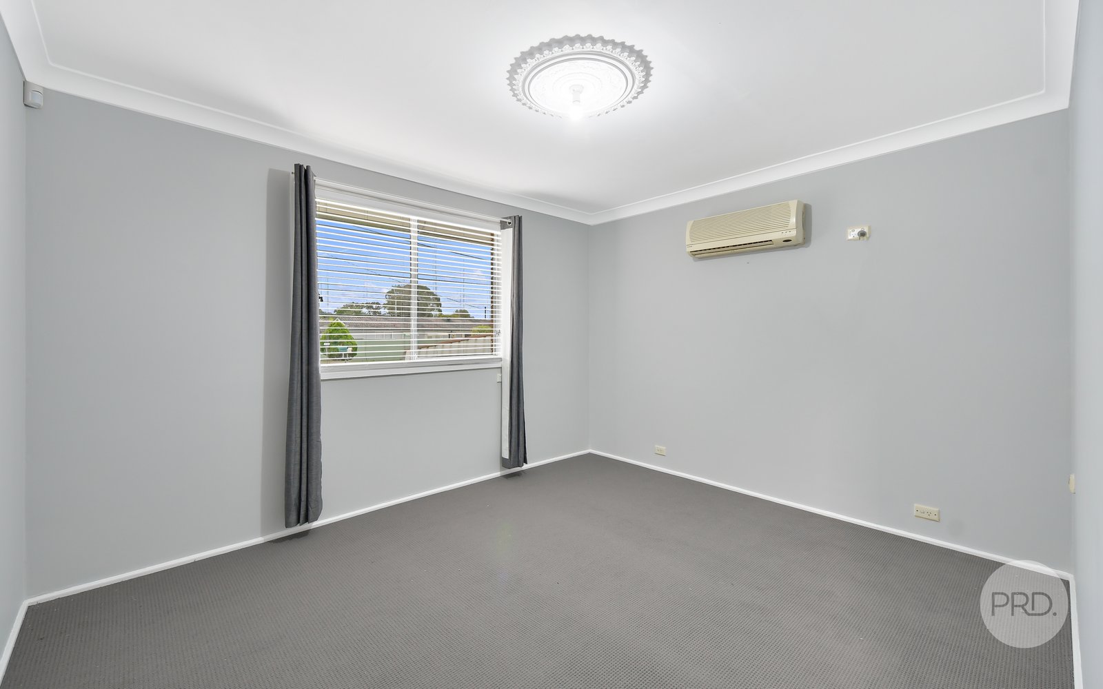 1/4 Paterson Place COLYTON 5