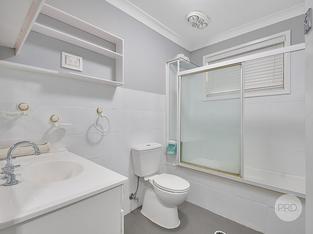 1/4 Paterson Place COLYTON 8