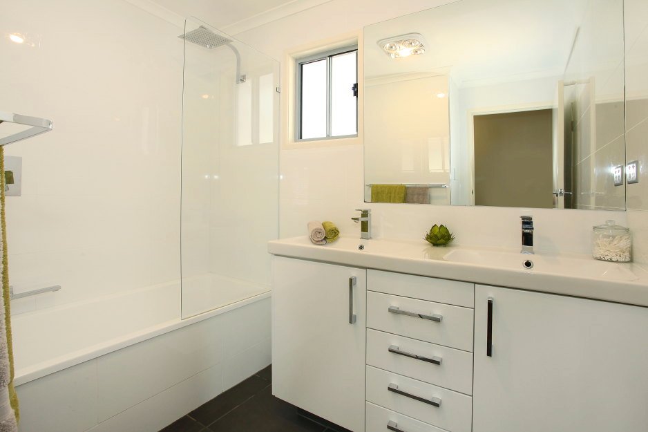 14 Patonga Street ASHMORE 13