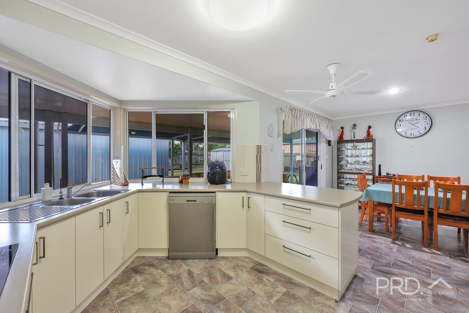 14 Patrick Street POINT VERNON 9