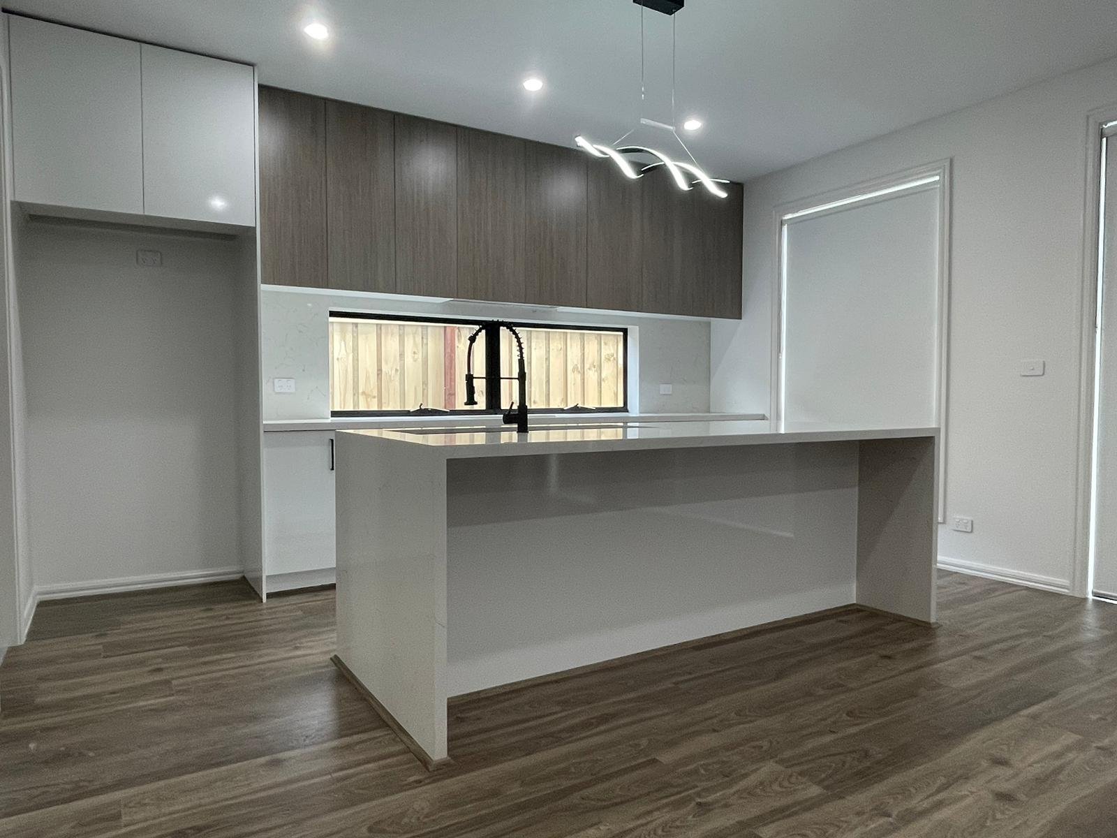14 Patrobas Loop CRANBOURNE EAST 12