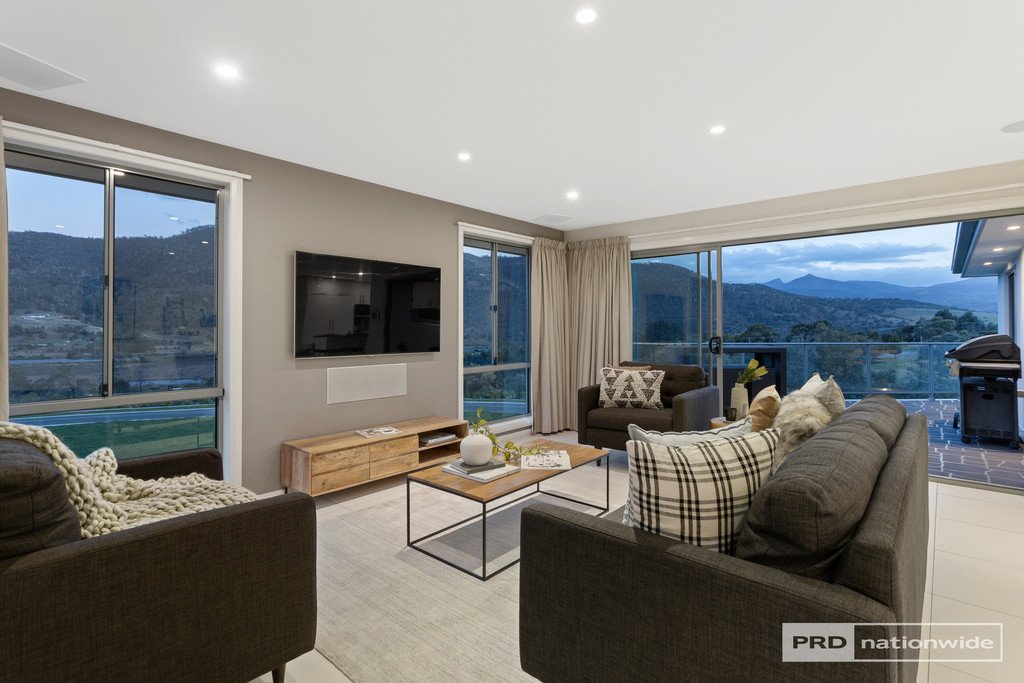 14 Pegasus Drive DROMEDARY 10