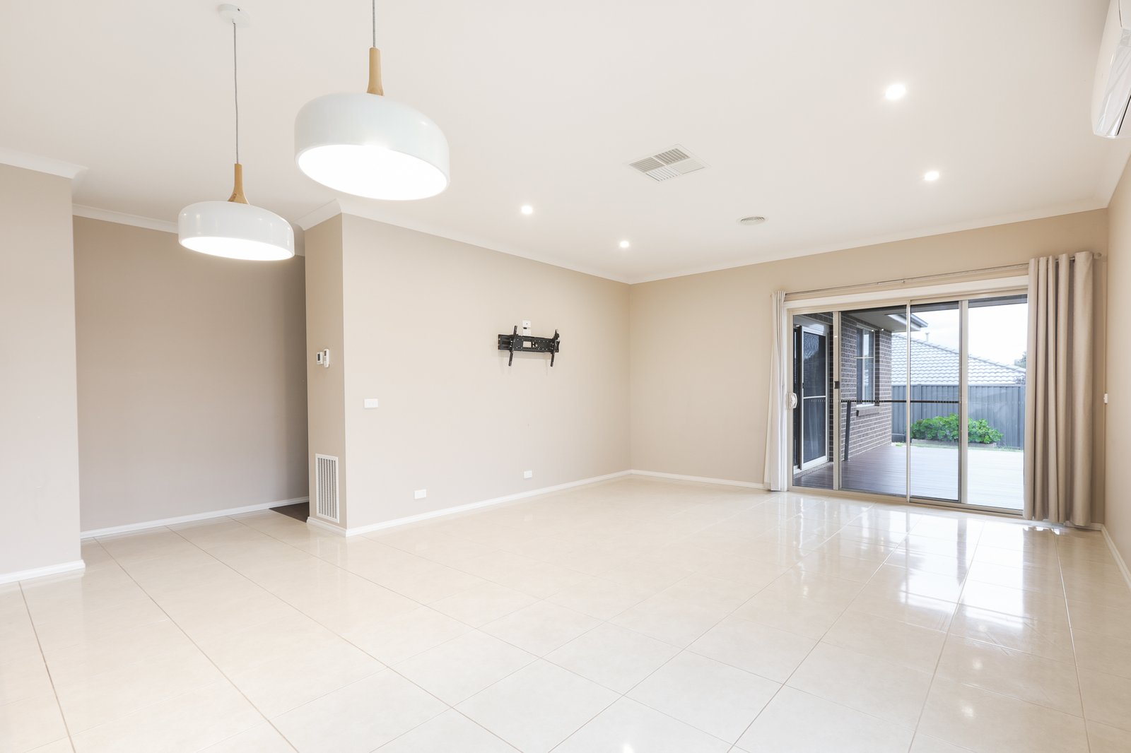 Gallery: 14 Pengelly Road
