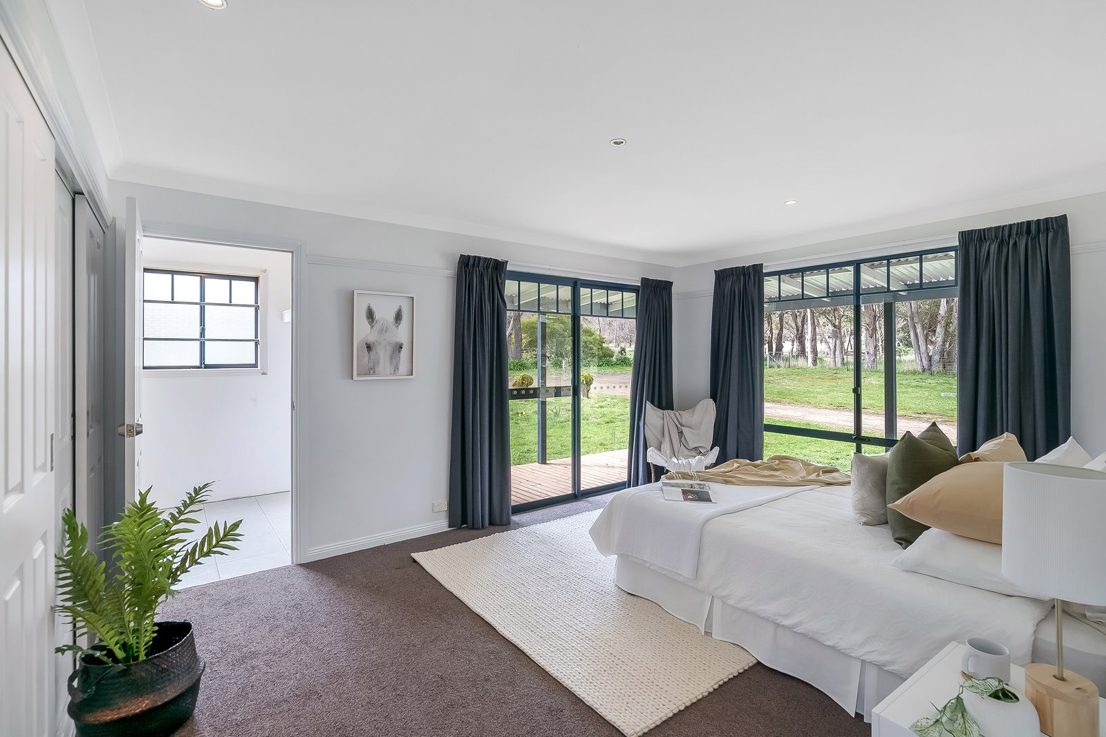 14 Penola Drive LESLIE VALE 7