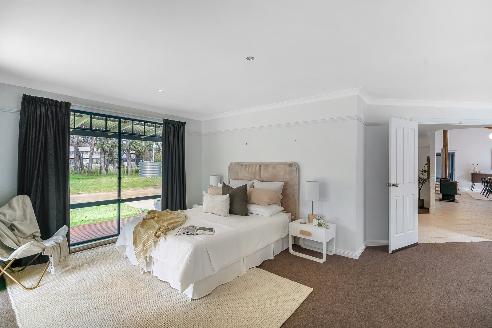 14 Penola Drive LESLIE VALE 8