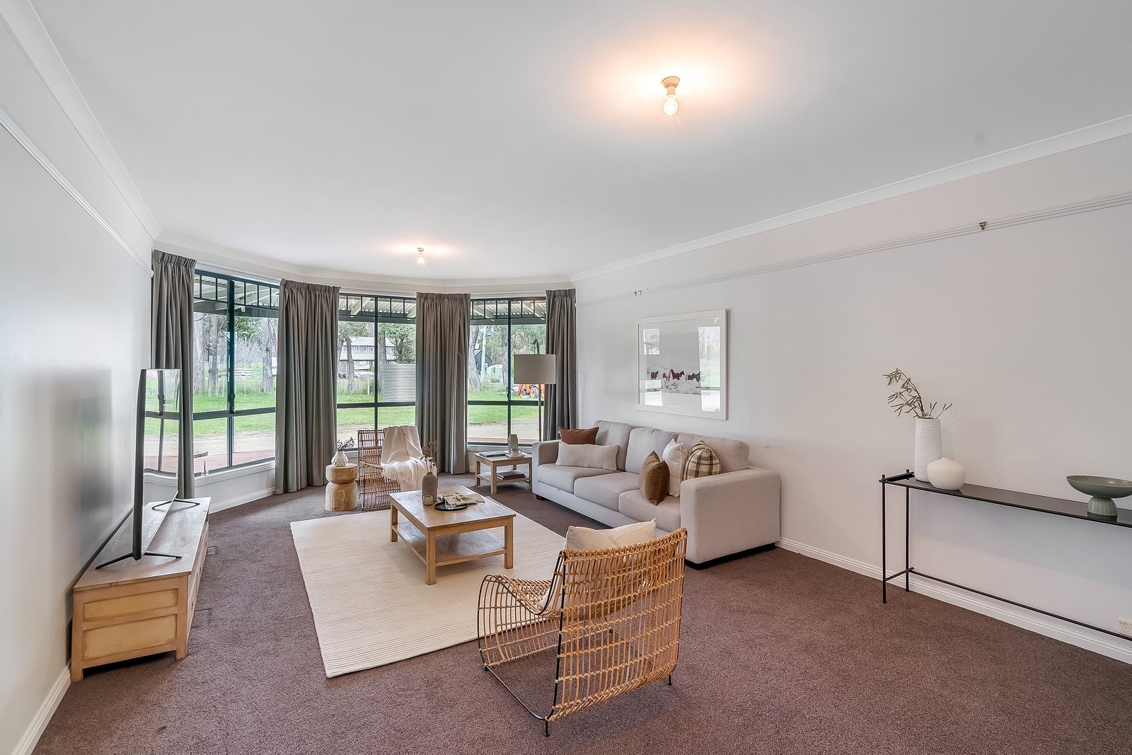 14 Penola Drive LESLIE VALE 11