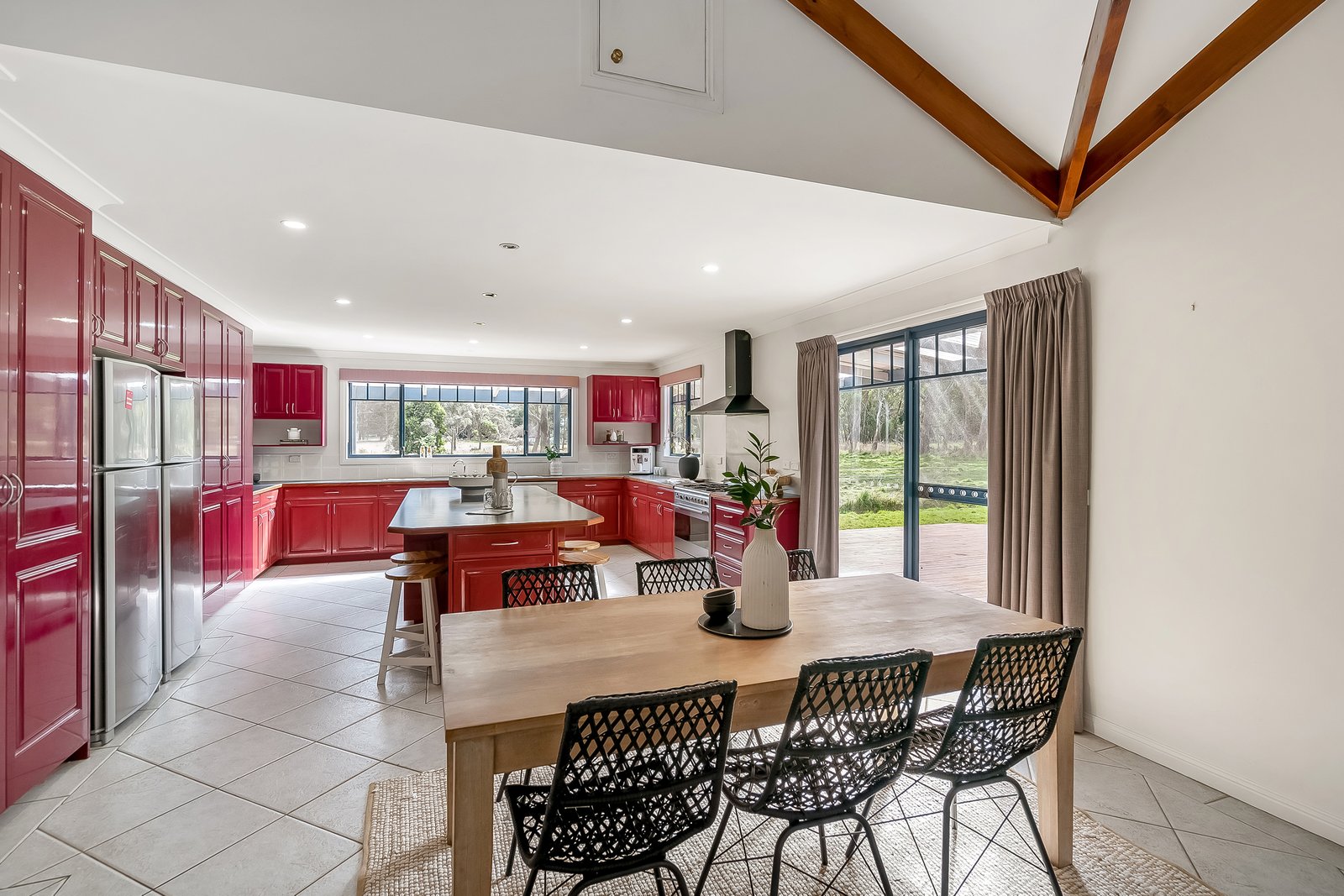 14 Penola Drive LESLIE VALE 14