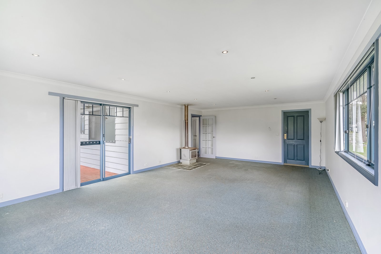 14 Penola Drive LESLIE VALE 24