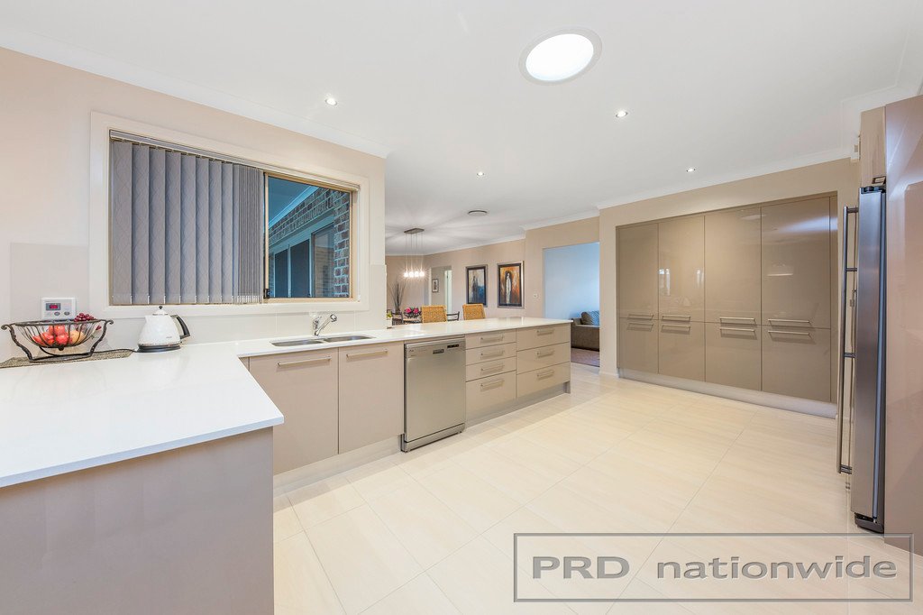 14 Peppertree Circuit ABERGLASSLYN 4