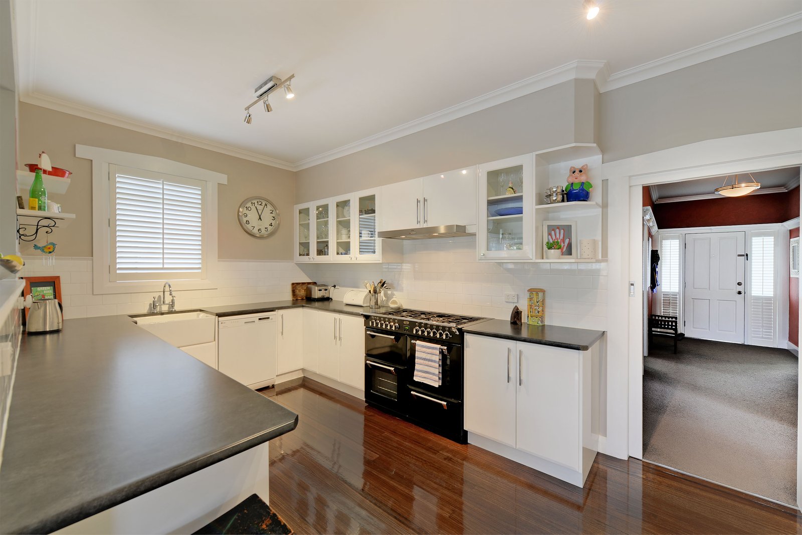 14 Pioneer Avenue NEW NORFOLK 11