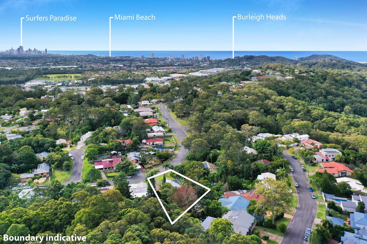 14 Plantation Road Burleigh Heads 32