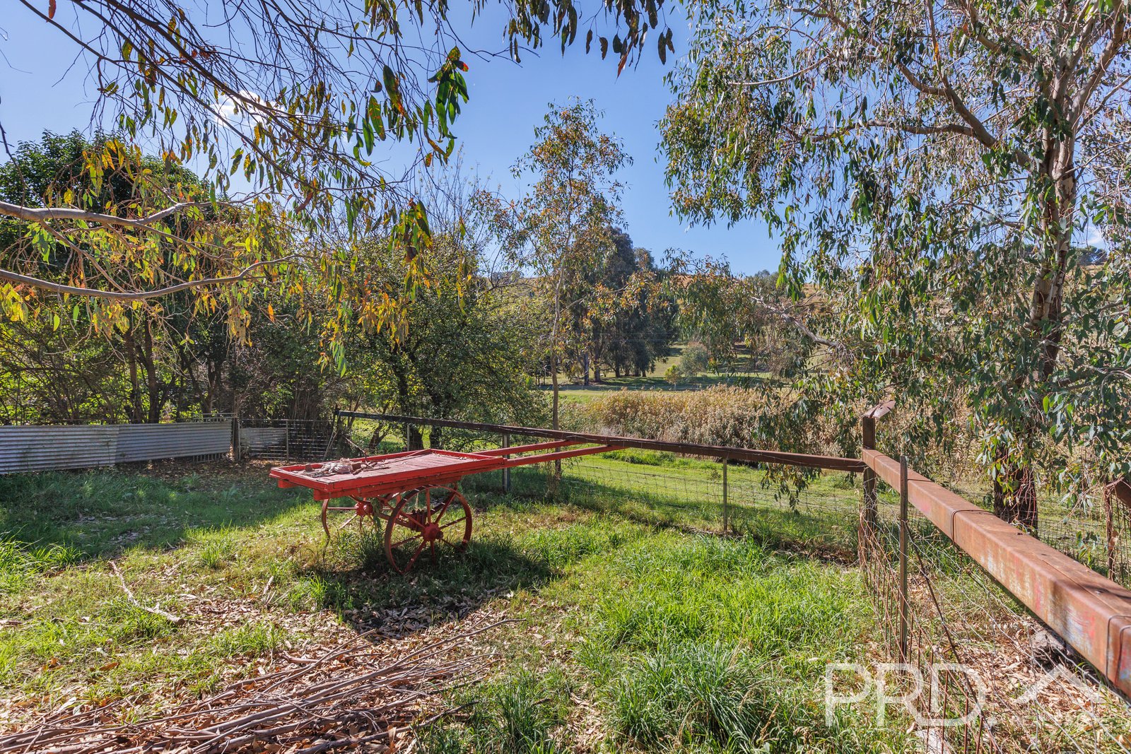 14 Quartz Street ADELONG 18