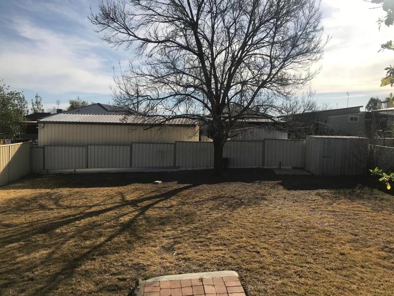 14 Railway Street TAMWORTH 9