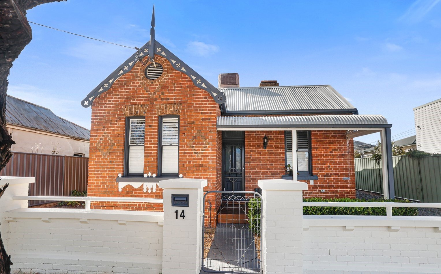 14 Rawson Avenue TAMWORTH 1