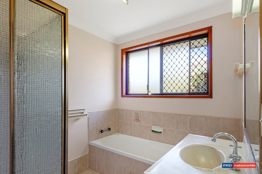 14 Razorbill Street BURLEIGH WATERS 7