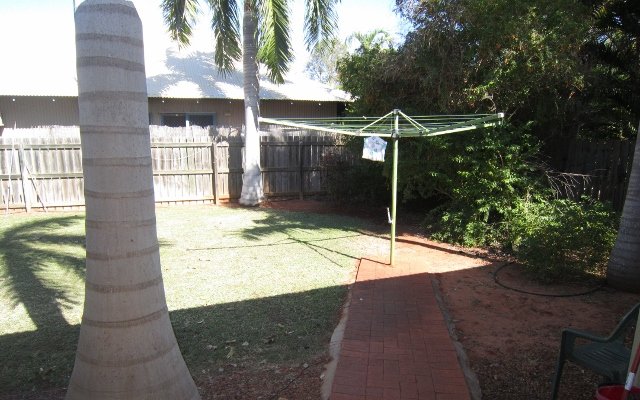 14 Reid Road CABLE BEACH 1