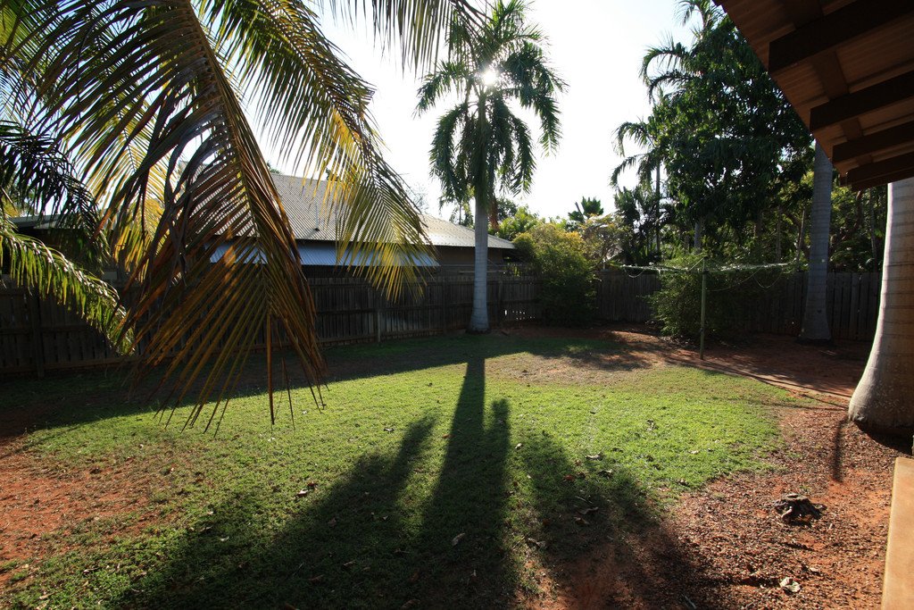 14 Reid Road CABLE BEACH 5