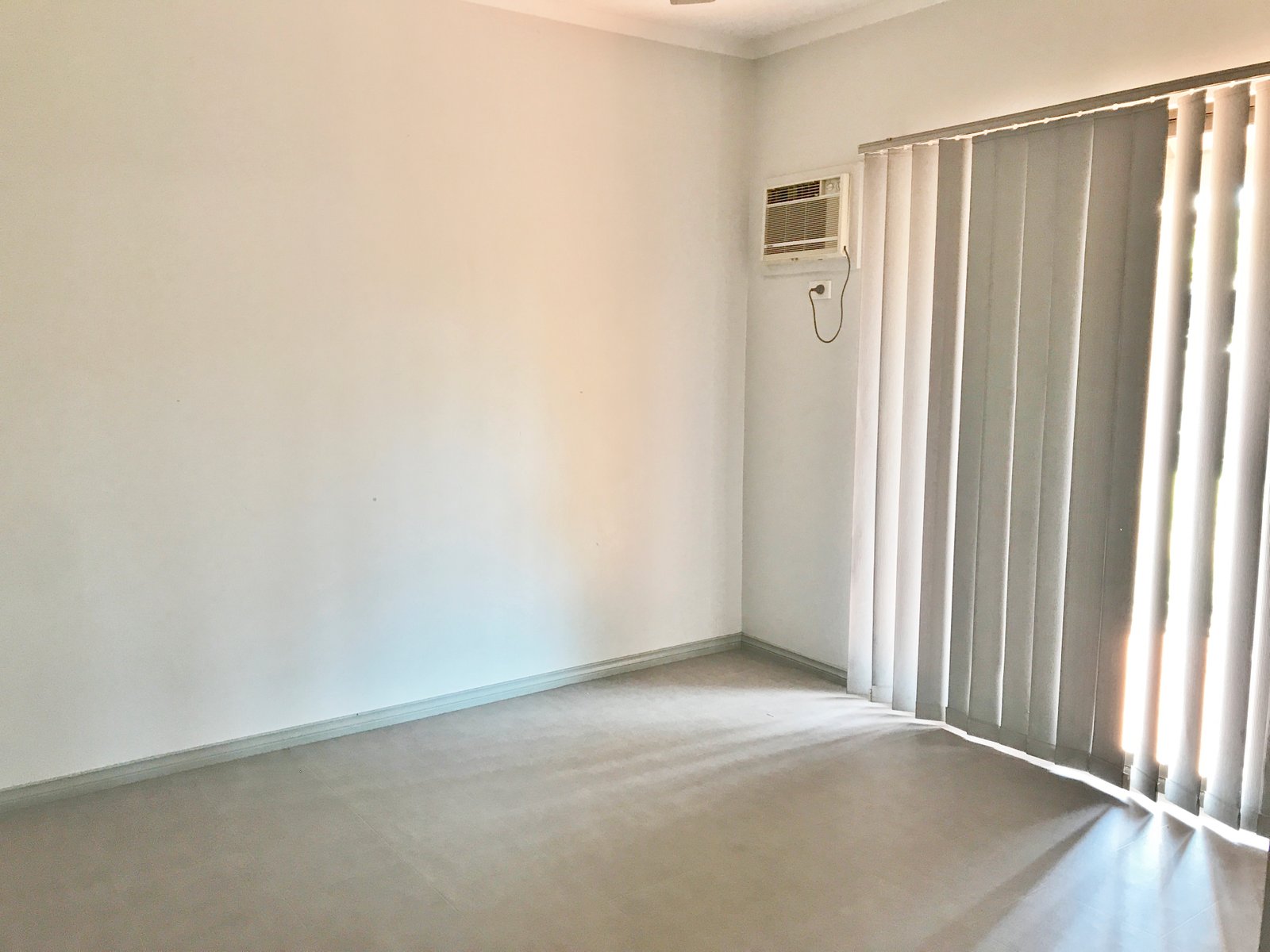 14 Reid Road CABLE BEACH 8