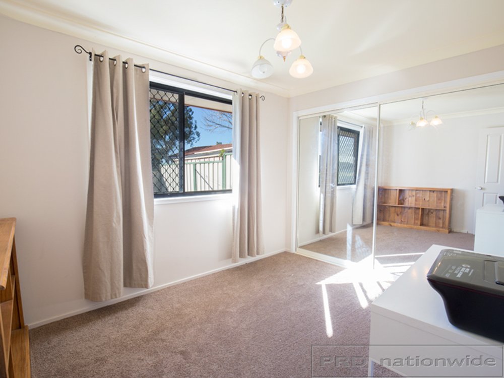 1/4 Reilly Street THORNTON 7