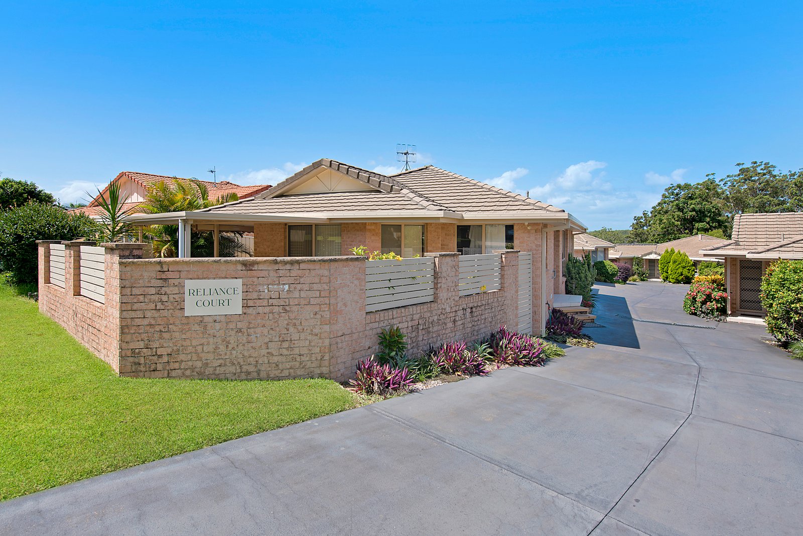 1/4 Reliance Crescent LAURIETON 2