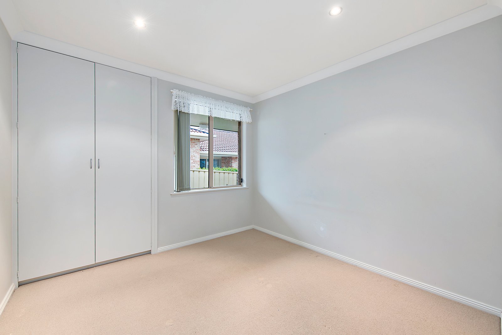 1/4 Reliance Crescent LAURIETON 9