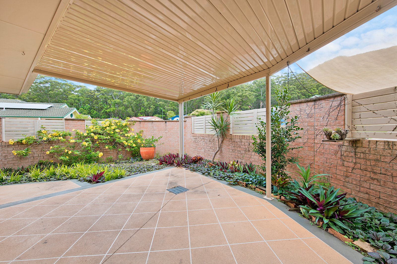 1/4 Reliance Crescent LAURIETON 12