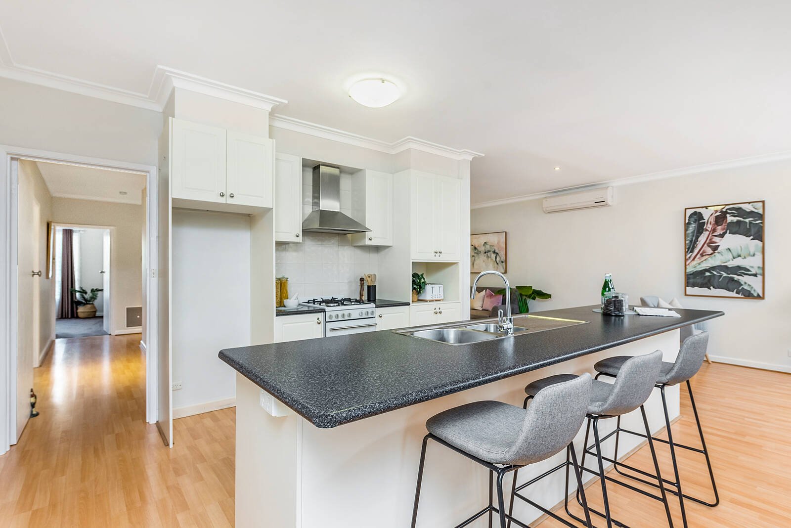Gallery: 14 Reuben Street
