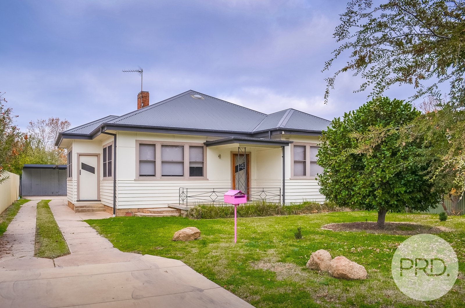 14 Rhoda Avenue WAGGA WAGGA 1