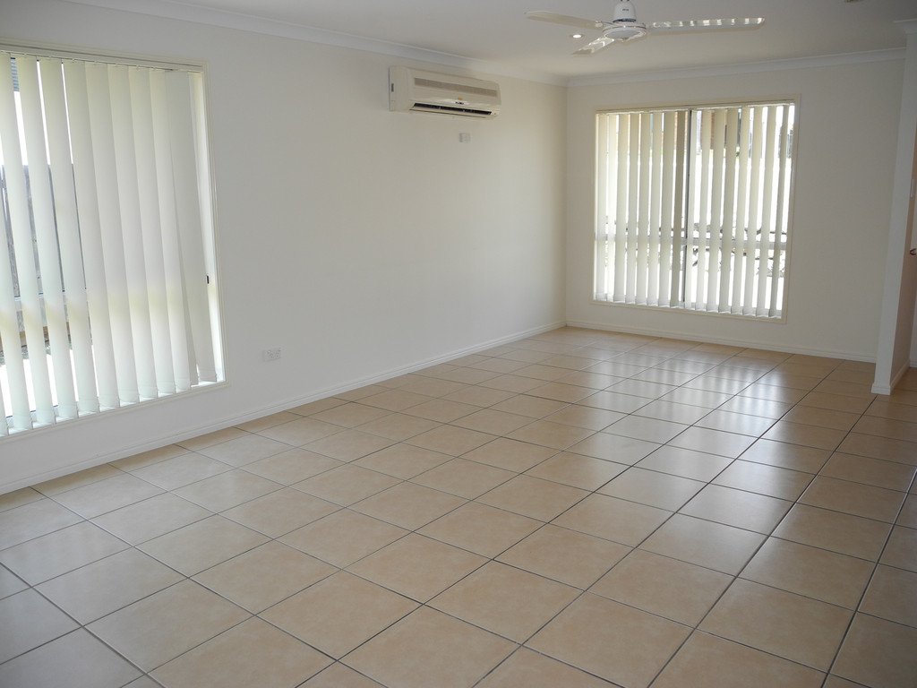 14 RICHARD Street BOYNE ISLAND 2