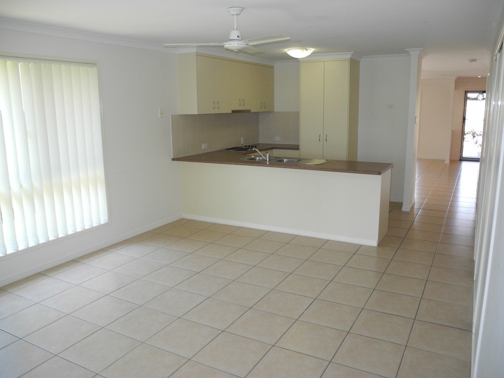 14 RICHARD Street BOYNE ISLAND 3
