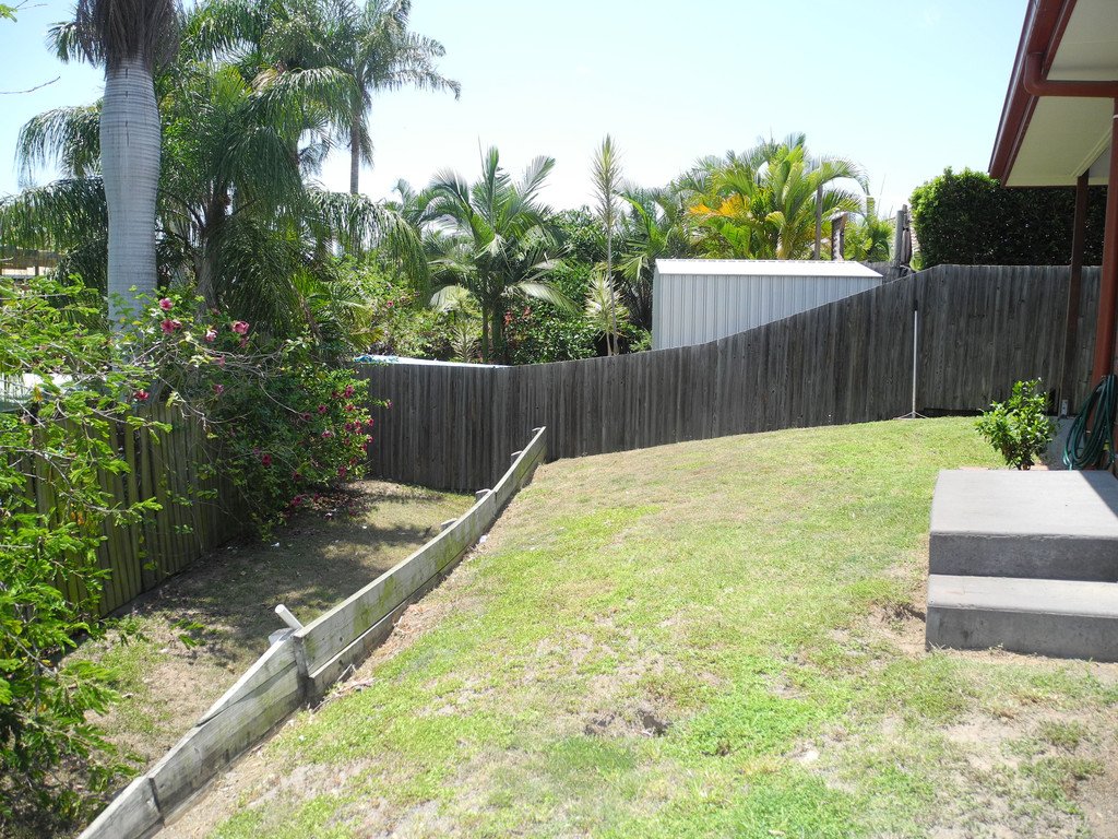 14 RICHARD Street BOYNE ISLAND 11