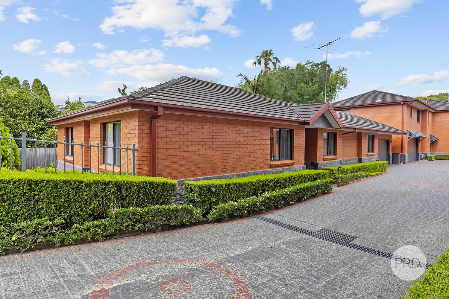 1/4 River Road OATLEY 1