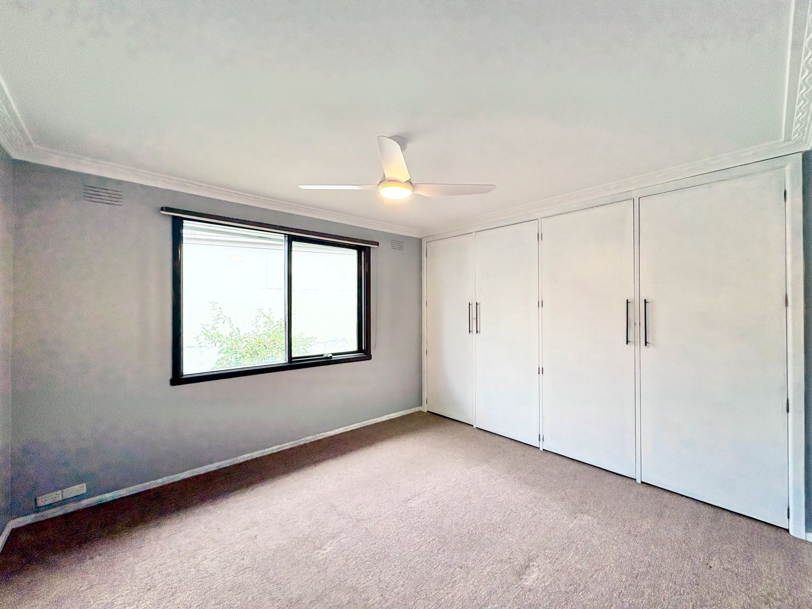 Gallery: 14 Rodbrough Crescent