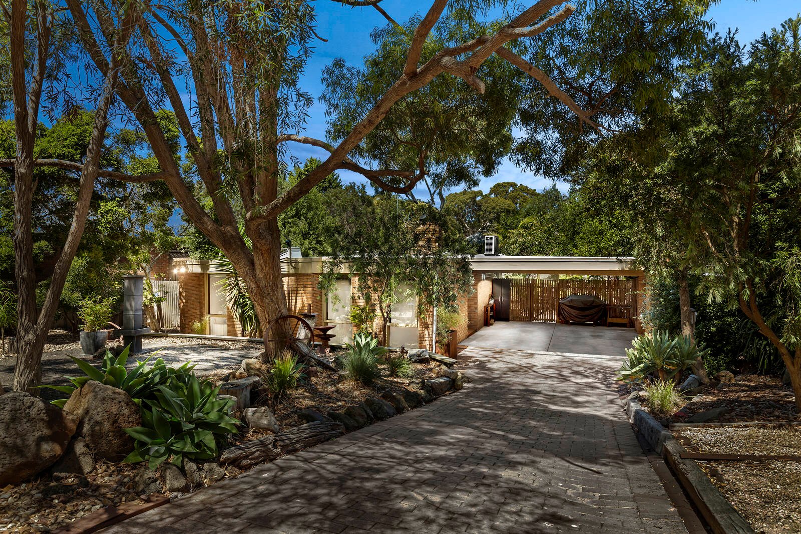 Real Estate and Property in 14 Rosella Court, Ocean Grove, VIC