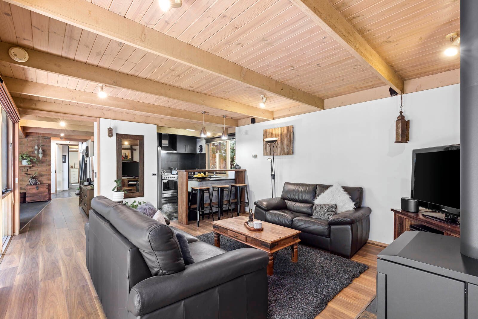 Real Estate and Property in 14 Rosella Court, Ocean Grove, VIC