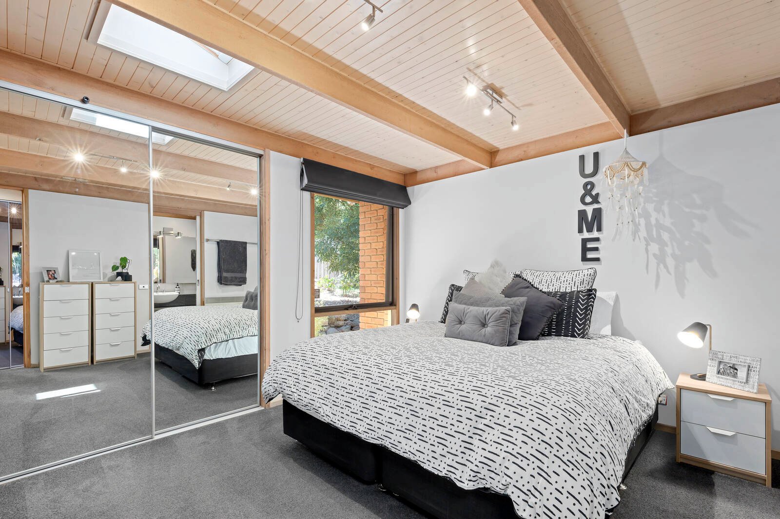 Real Estate and Property in 14 Rosella Court, Ocean Grove, VIC