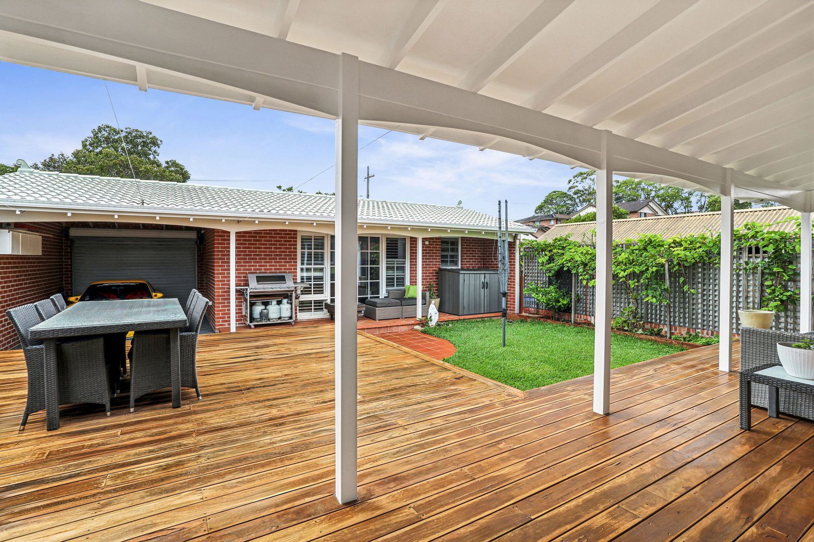14 Rosemeath Avenue KINGSGROVE 11