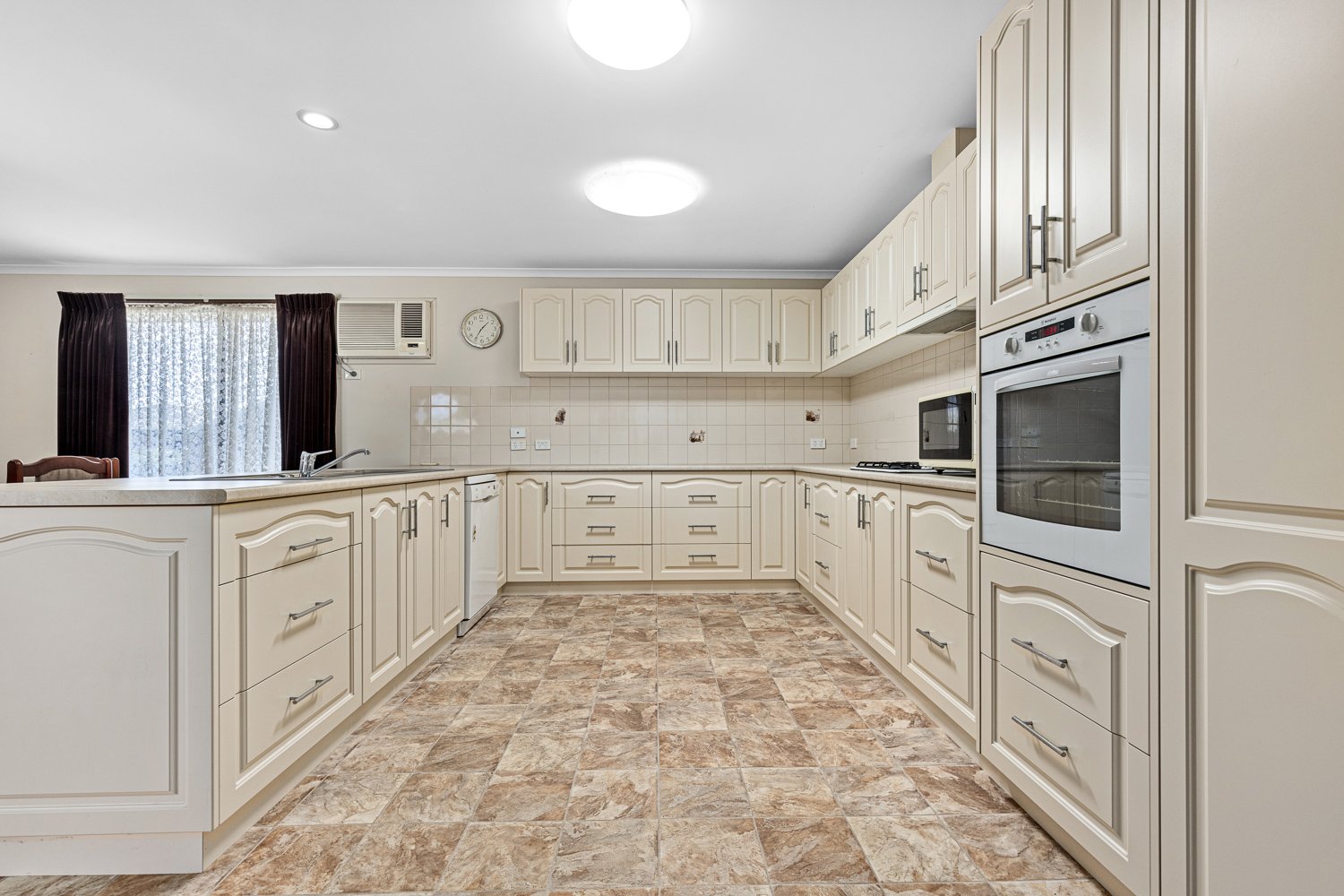 Gallery: 14 Rowan Parade