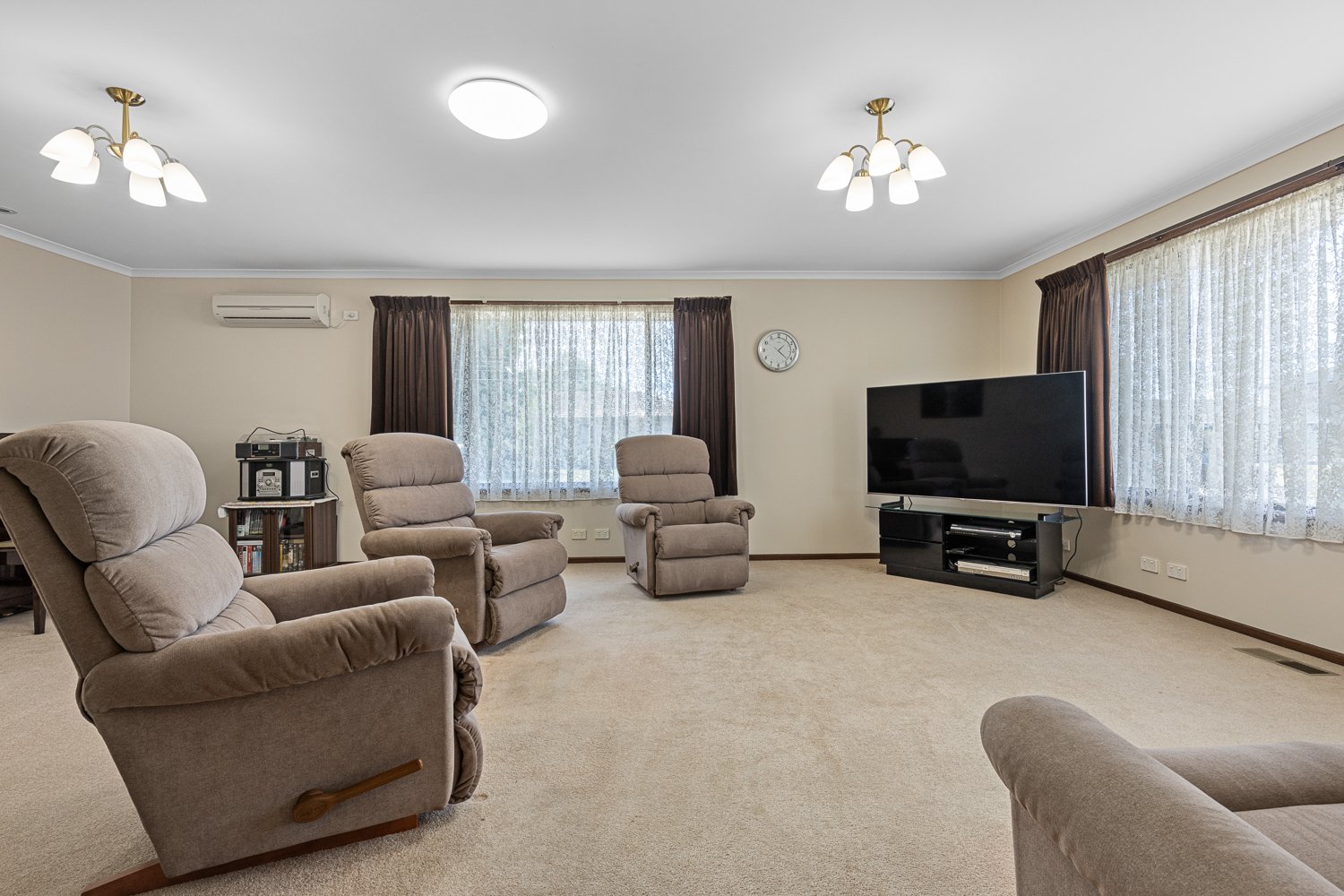 Gallery: 14 Rowan Parade