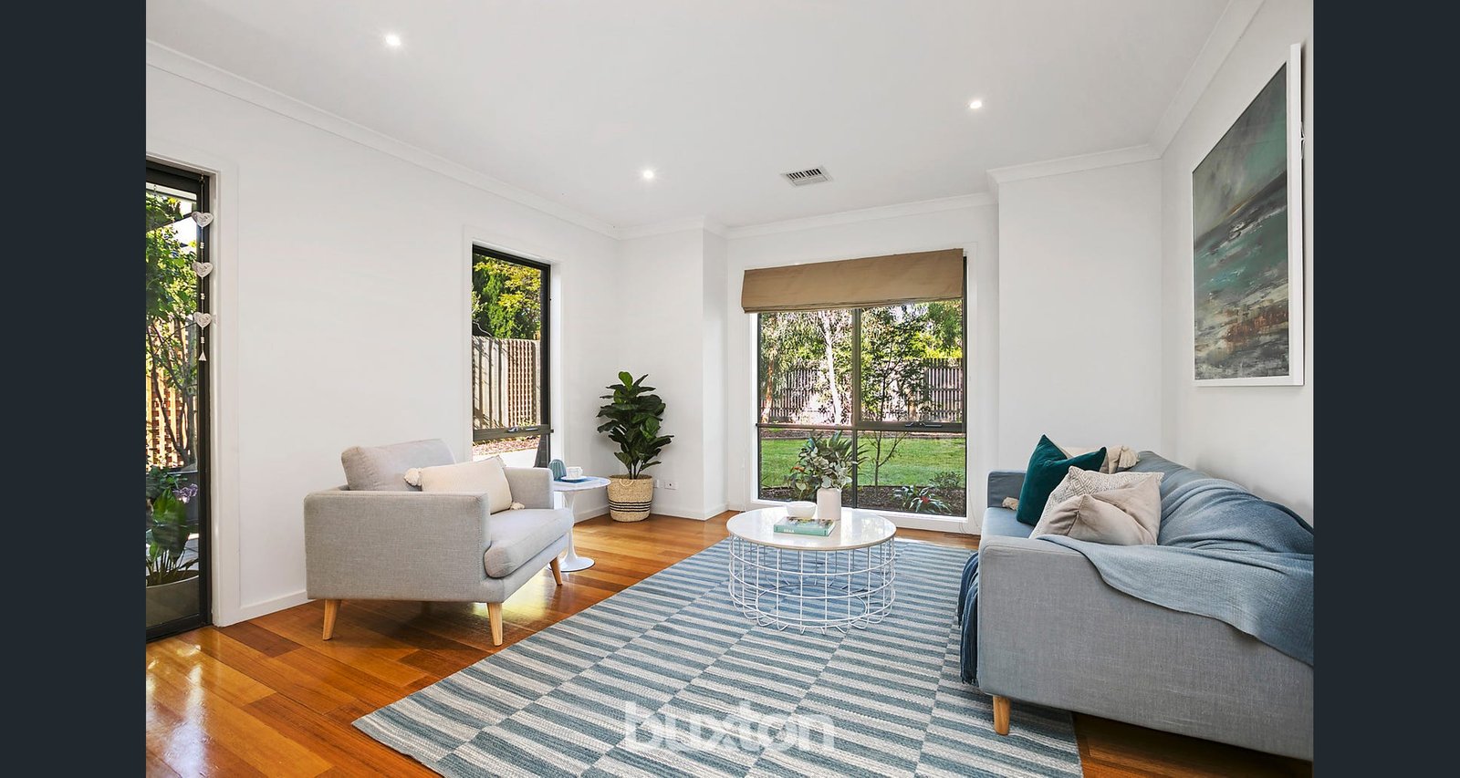 Gallery: 1/4 Royal Terrace