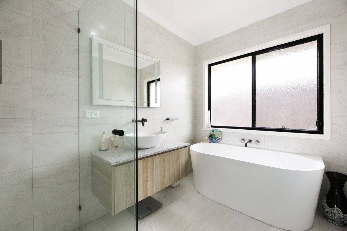 14 Saint Paul Crescent Varsity Lakes 13